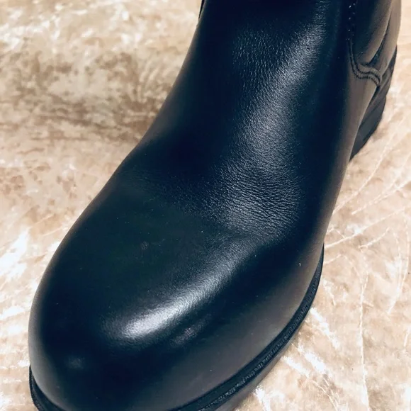 🐴 10 EUC English WILD RIVER Mountain Adult Tall, back zippered Riding Boots - Picture 2 of 11